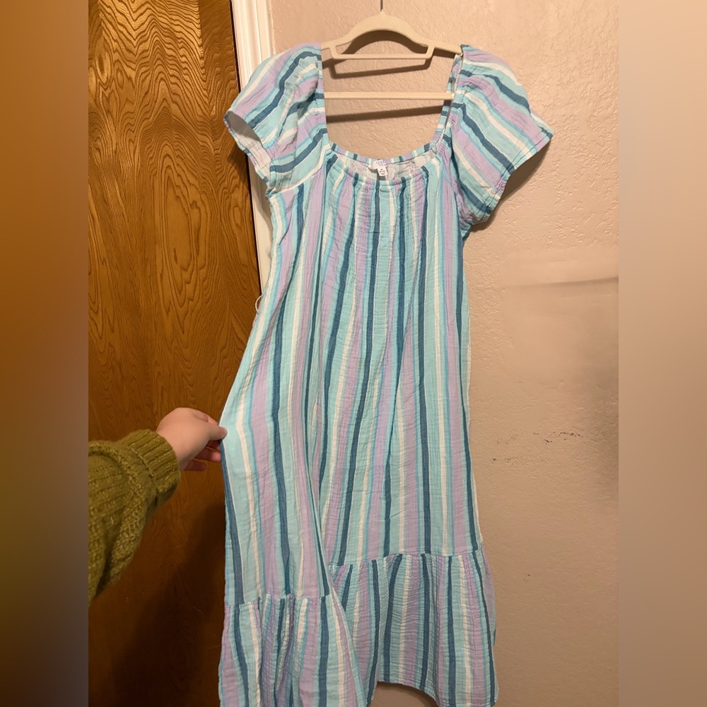 Time & Tru summer midi dress